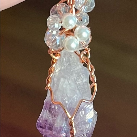 Elegant Amethyst quartz Crystal point Pendant Necklace! - Picture 3 of 6